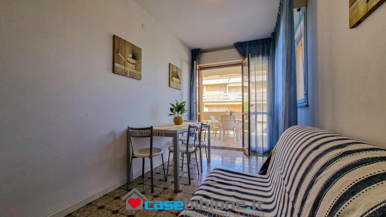 Condominio Carina Sud 比比翁 外观 照片